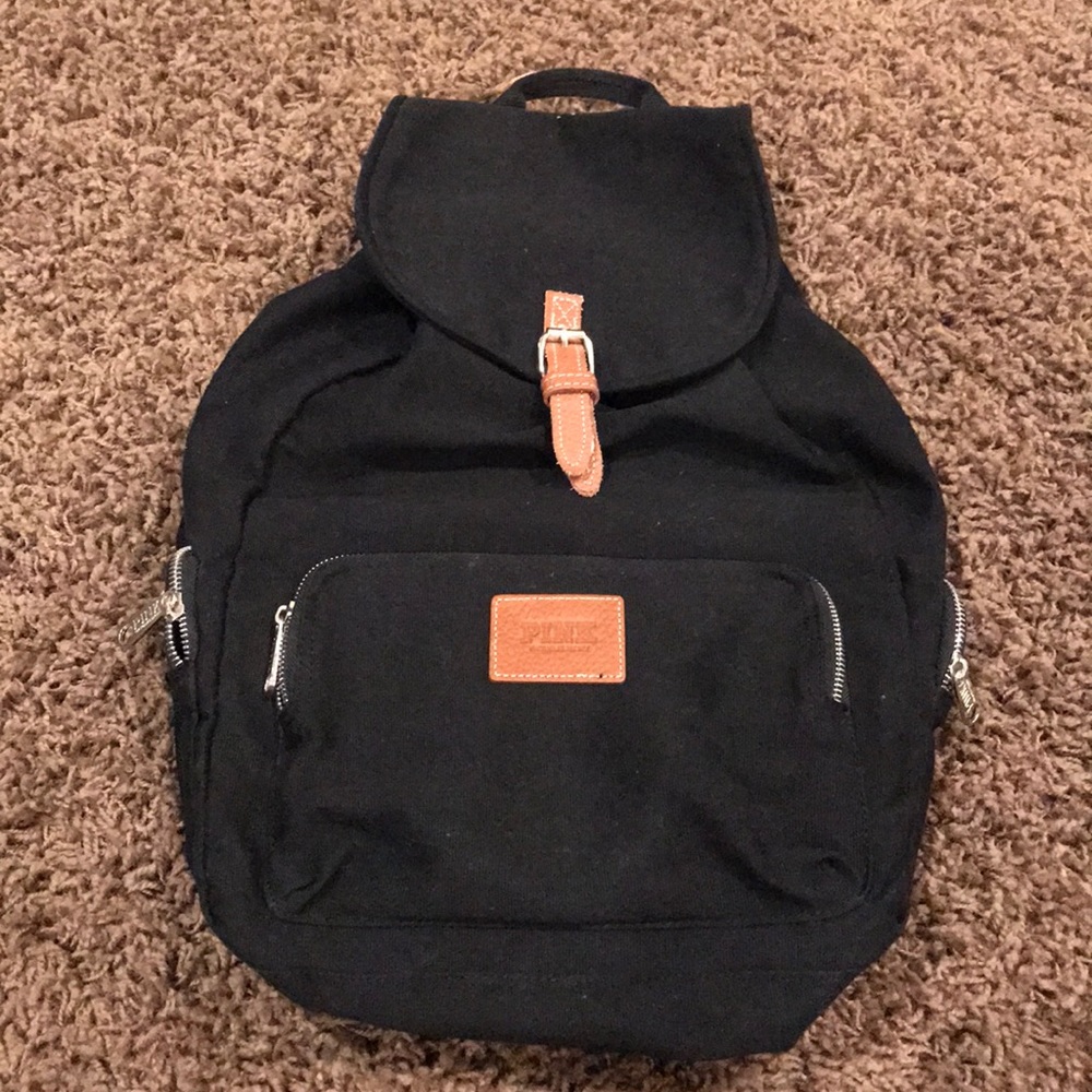VS pink backpack